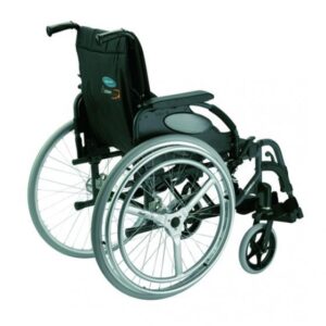 The Action 3 wheelchair can be operated with one hand and with a flywheel