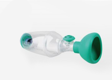 Inhaler intermediate container Tipshaler